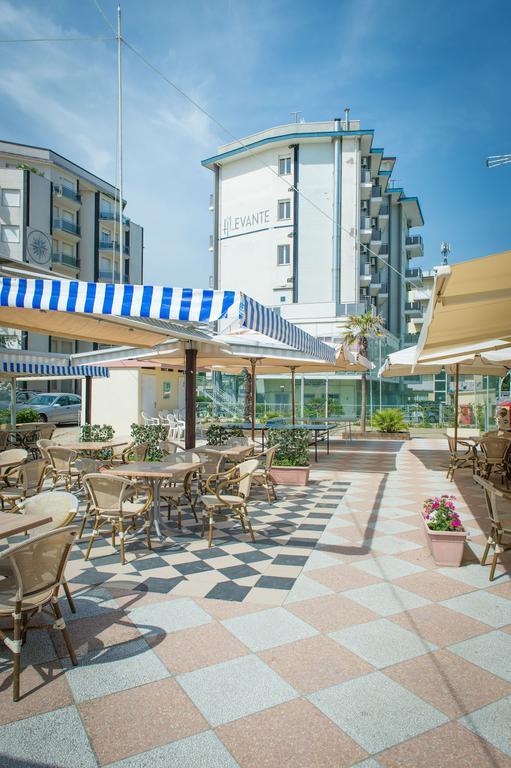 Hotel Levante Sul Mare Lido Di Savio Exteriér fotografie