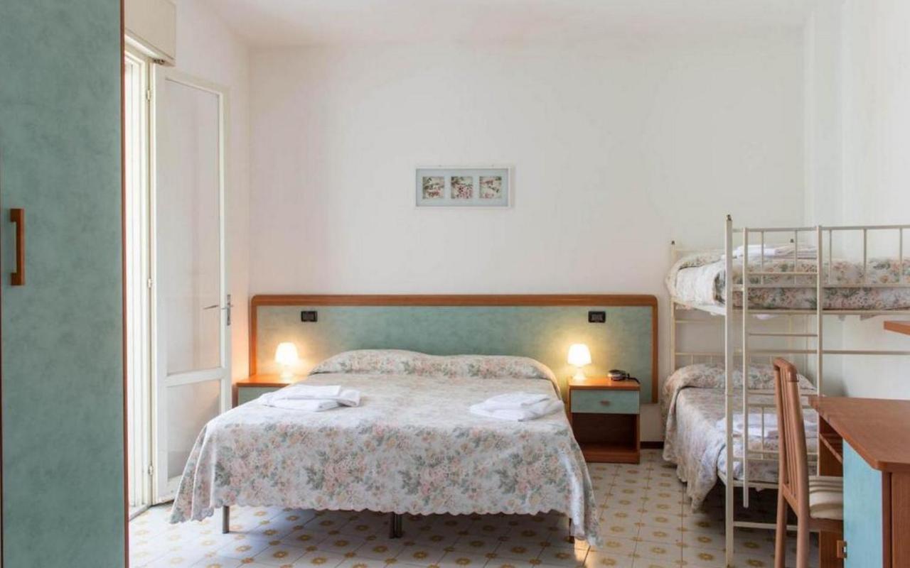 Hotel Levante Sul Mare Lido Di Savio Exteriér fotografie